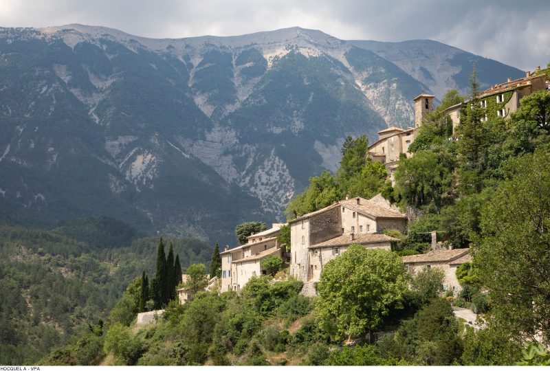 GR® de Pays: Around the Ventoux Massif – Circular hike in the foothills of Mont Ventoux à Malaucène - 1