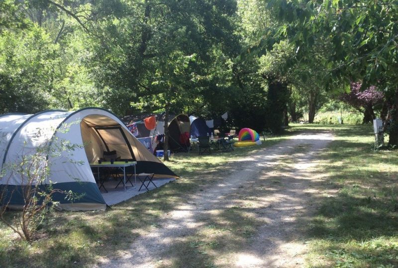 Camping de Trente Pas à Saint-Ferréol-Trente-Pas - 1