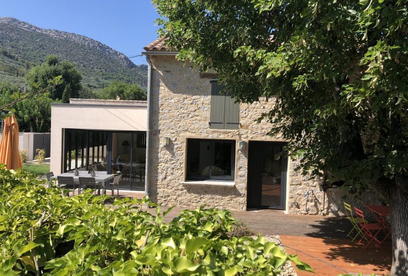 Un cabanon sous les étoiles en Drôme Provençale à Buis-les-Baronnies - 0