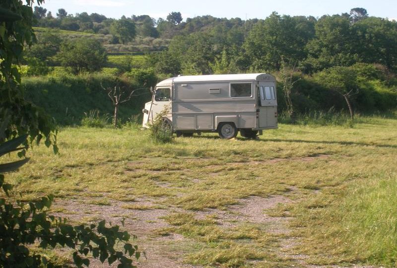 Aire de camping-cars privée Domaine des Hautes Blâches à Mirabel-aux-Baronnies - 0