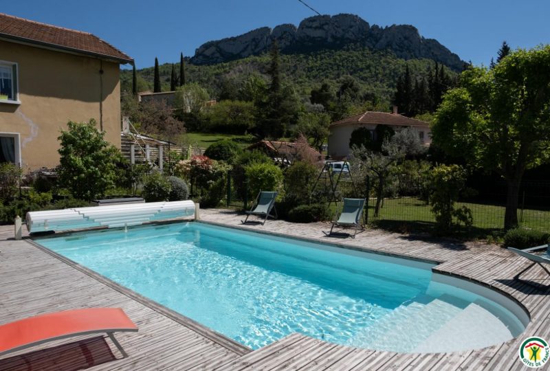 Refuge des cyprès à Buis-les-Baronnies - 0