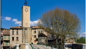 The Mollans-sur-Ouvèze hike ‘Au nord de l’Ouvèze’ by Terra Rando_Mollans-sur-Ouvèze