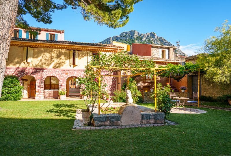 Hôtel Les Arcades – Le Lion d’Or à Buis-les-Baronnies - 13