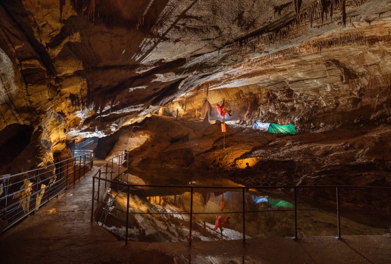 Grotte de la Cocalière à Courry - 2