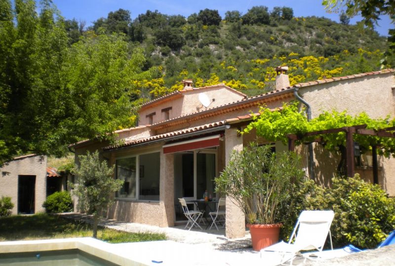 Grand Vigne à Montbrun-les-Bains - 1