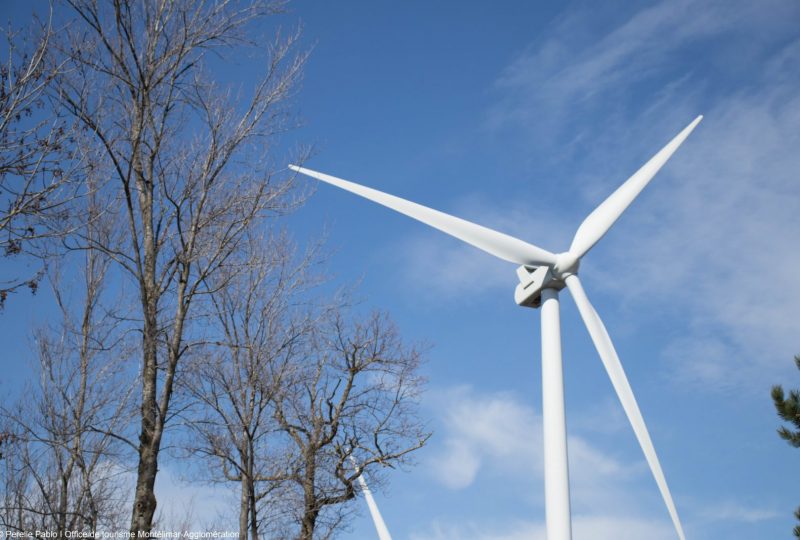 les 8 éoliennes à Marsanne - 0