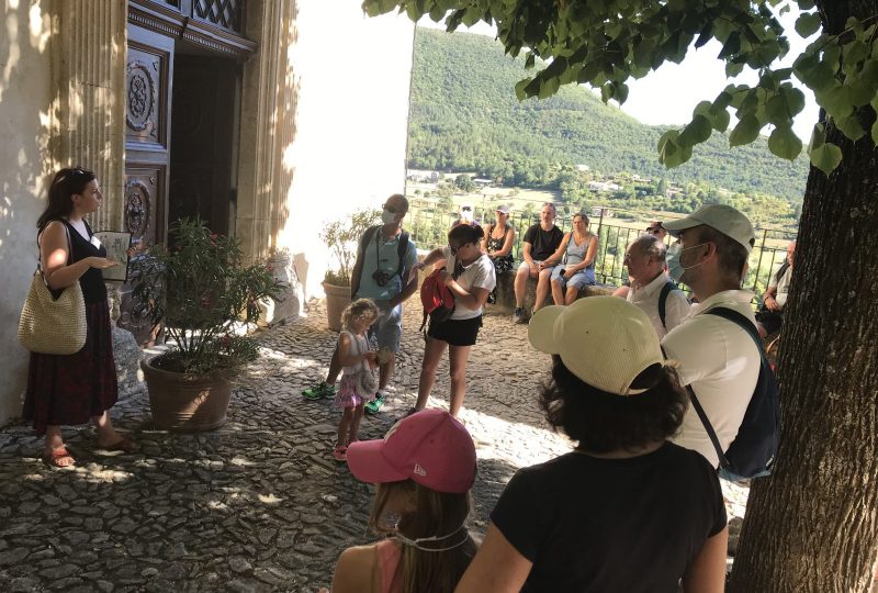 Visite du village médiéval de Montbrun les Bains à Montbrun-les-Bains - 1